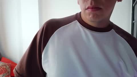 SARA MIK666 online show from October 3, 2025, 4:59 pm