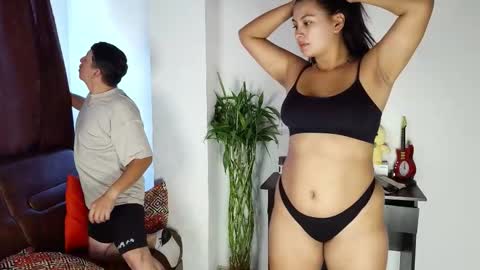 SARA MIK666 online show from October 9, 2025, 3:54 pm