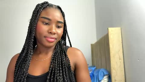 Sara online show from April 21, 2026, 3:13 am