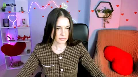 Sara online show from April 10, 2026, 12:21 pm