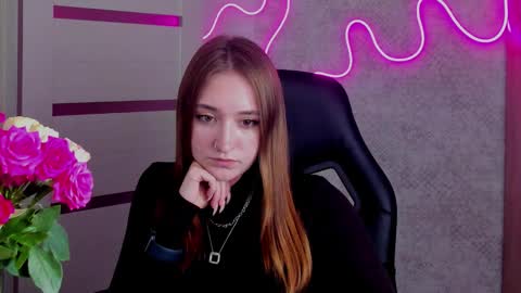 Sara online show from October 9, 2025, 7:12 pm