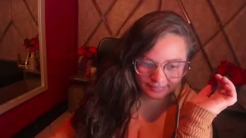 sara_thonson_ online show from October 1, 2025, 3:34 am