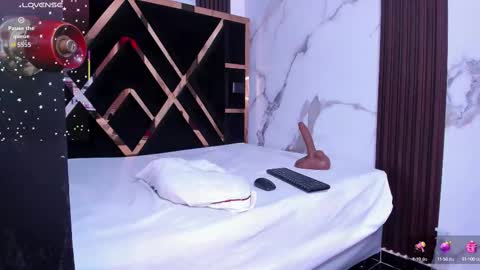 sara_tourner online show from October 12, 2025, 10:36 am