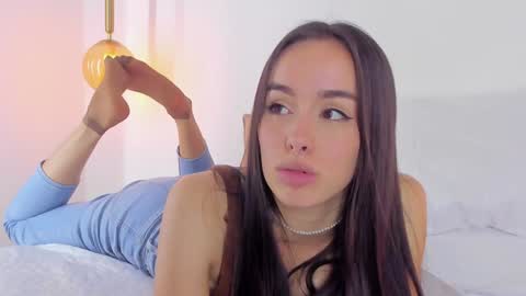 Sara online show from December 7, 2024, 10:28 pm