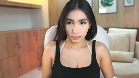 Snapshot of sarabelmont chatting on September 26, 2025, 12:09 pm Sara Belmont online show from September 26, 2025, 12:09 pm