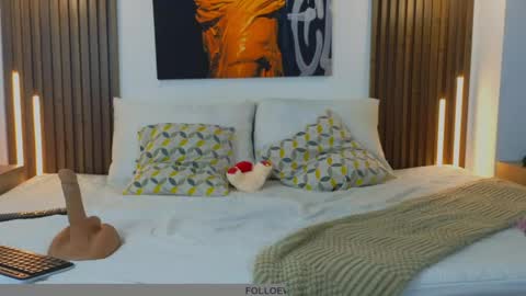 Sara online show from June 3, 2026, 7:19 pm