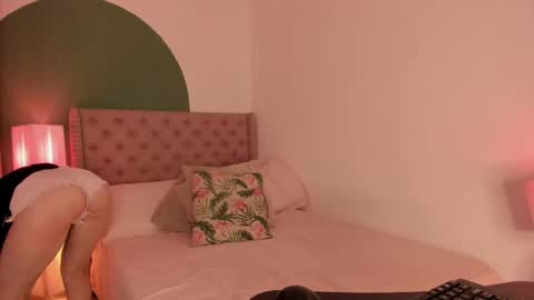 Sarada Parker online show from February 10, 2025, 4:04 pm