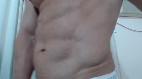 saradorj92 online show from October 27, 2025, 5:06 pm