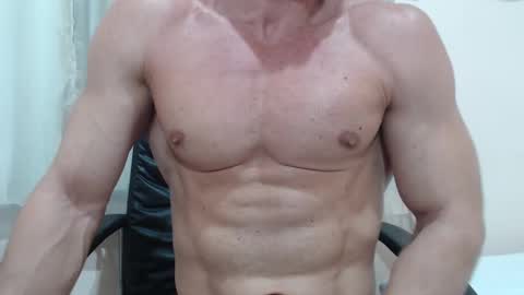 saradorj92 online show from December 19, 2025, 4:08 am