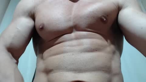 saradorj92 online show from May 31, 2026, 10:44 pm
