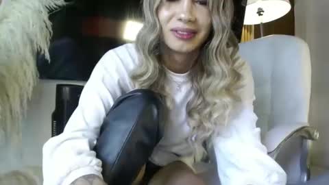 Snapshot of saragoddesshot chatting on October 3, 2025, 6:38 pm CALL ME LOVE SARITA online show from October 3, 2025, 6:38 pm