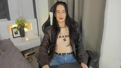 Snapshot of saragomez_1 chatting on November 10, 2025, 12:59 pm Sara Gomez online show from November 10, 2025, 12:59 pm