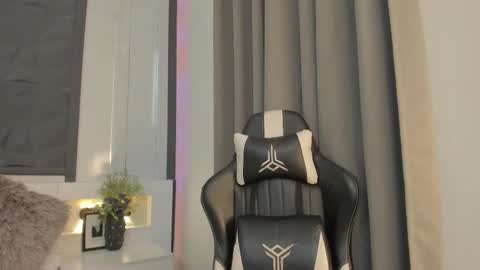  Sara Gomez  online show from February 11, 2026, 4:12 pm