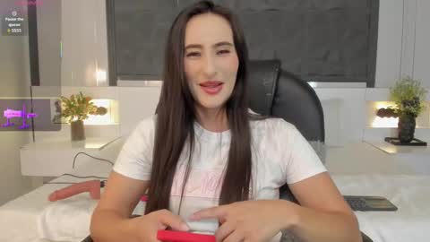  Sara Gomez  online show from March 24, 2026, 12:32 pm