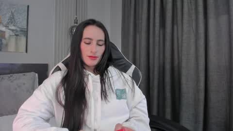  Sara Gomez  online show from May 11, 2026, 4:04 pm