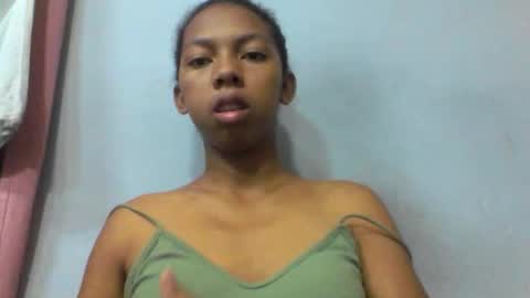 sarah146341 online show from March 22, 2026, 9:45 am