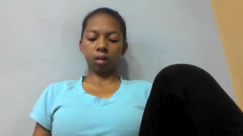 sarah146341 online show from March 25, 2026, 6:52 am