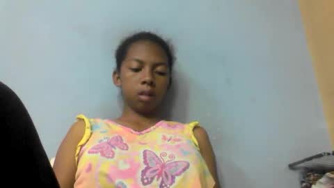 sarah146341 online show from April 10, 2026, 3:01 am