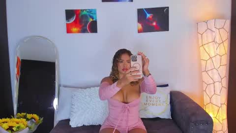 Snapshot of sarah__cinnamon chatting on September 21, 2025, 3:46 pm sarah cinnamon online show from September 21, 2025, 3:46 pm