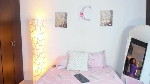 sarah  cinnamon online show from February 10, 2026, 7:18 pm