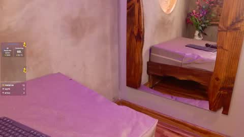 Snapshot of sarah_greyy chatting on April 23, 2026, 12:29 pm sarah_greyy online show from April 23, 2026, 12:29 pm