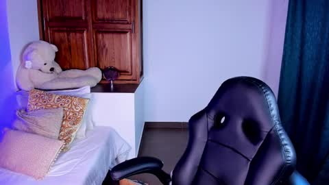 Sarah Independent model online show from February 20, 2025, 10:48 pm