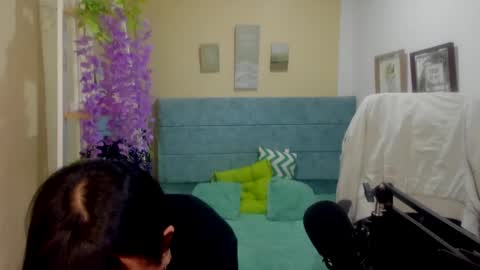 Sarah Ramirez online show from February 1, 2025, 2:16 am