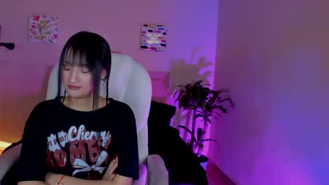 Sarah Ramirez online show from March 6, 2025, 3:24 pm