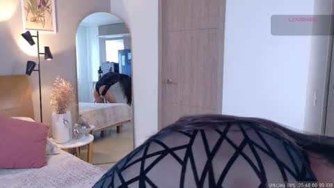 sarah_rayy online show from November 9, 2025, 5:00 pm