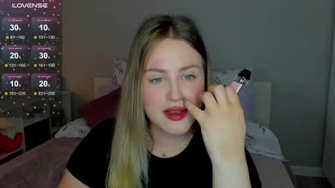 Sarah online show from October 1, 2025, 1:00 am