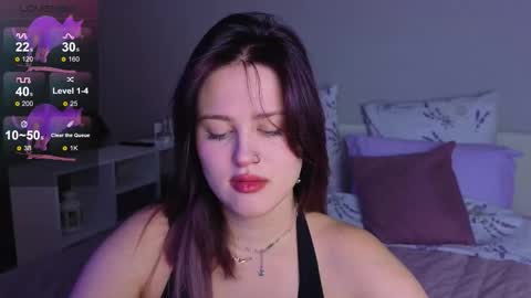 Sarah online show from November 26, 2025, 11:50 pm