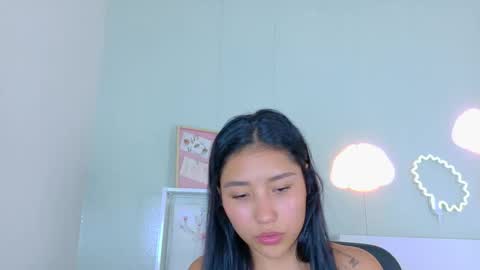 Sarah Evans online show from November 7, 2025, 7:36 pm