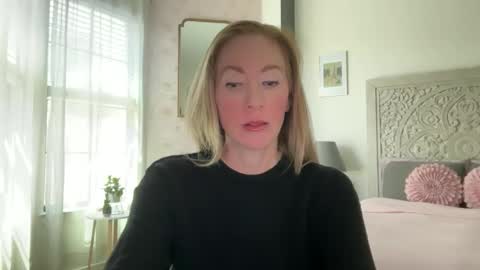 Sarah online show from May 10, 2026, 6:46 pm