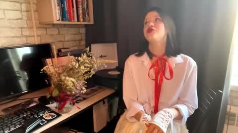 Sarah online show from March 15, 2026, 11:55 pm