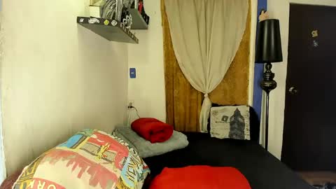  SARAHJEY     online show from May 20, 2026, 12:17 am