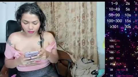 Snapshot of sarahlovexxv chatting on January 27, 2025, 10:49 am Sarah online show from January 27, 2025, 10:49 am