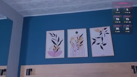 Sarah online show from September 11, 2025, 12:05 pm