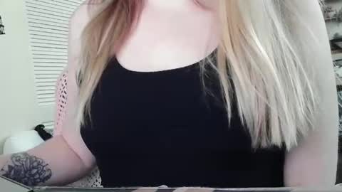 Snapshot of sarahmummy chatting on February 9, 2026, 9:08 pm Sarah online show from February 9, 2026, 9:08 pm