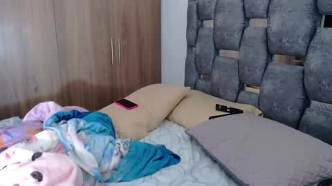 Snapshot of sarahott_1 chatting on January 29, 2025, 2:32 pm Lia online show from January 29, 2025, 2:32 pm