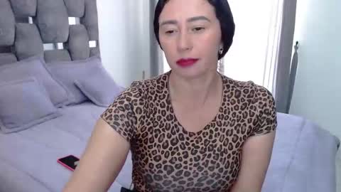 Snapshot of sarahott_1 chatting on September 8, 2025, 3:44 pm Lia online show from September 8, 2025, 3:44 pm