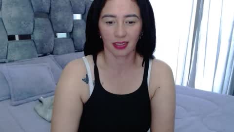 Snapshot of sarahott_1 chatting on September 10, 2025, 8:31 pm Lia online show from September 10, 2025, 8:31 pm