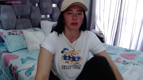Snapshot of sarahott_1 chatting on October 6, 2025, 3:53 pm Lia online show from October 6, 2025, 3:53 pm