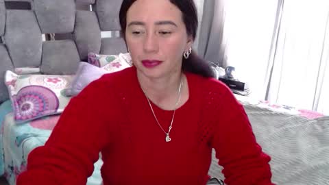 Snapshot of sarahott_1 chatting on November 15, 2025, 8:38 pm Lia online show from November 15, 2025, 8:38 pm