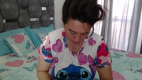 Lia online show from March 29, 2026, 1:00 pm