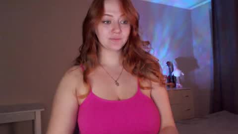 Snapshot of sarahsweetie_ chatting on January 2, 2025, 3:08 pm Sarah online show from January 2, 2025, 3:08 pm