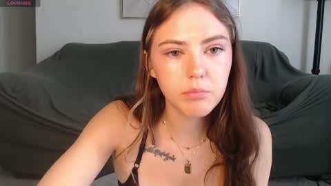 SarahxOliver online show from May 26, 2026, 2:13 pm