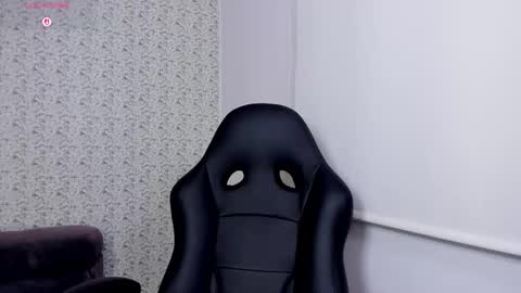 Snapshot of sarajonesxxx chatting on December 16, 2025, 2:00 pm Sara jones online show from December 16, 2025, 2:00 pm