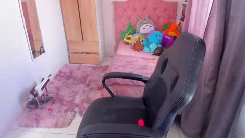 sara  online show from December 24, 2024, 6:50 pm