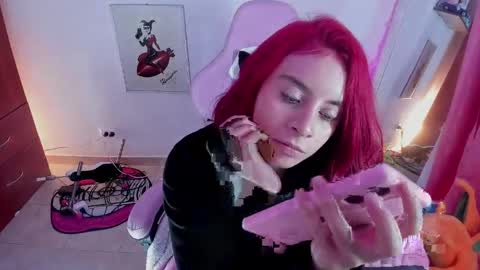 sara  online show from April 18, 2026, 1:42 am