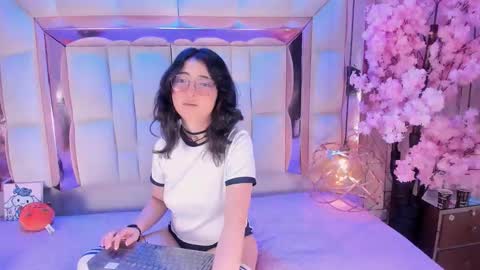 sara  online show from November 11, 2025, 6:13 am